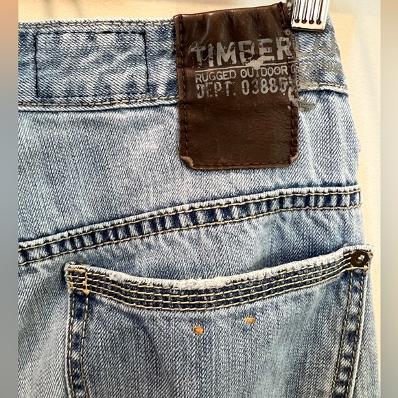 Timberland Men’s Vintage Distressed Jeans - Picture 2 of 4